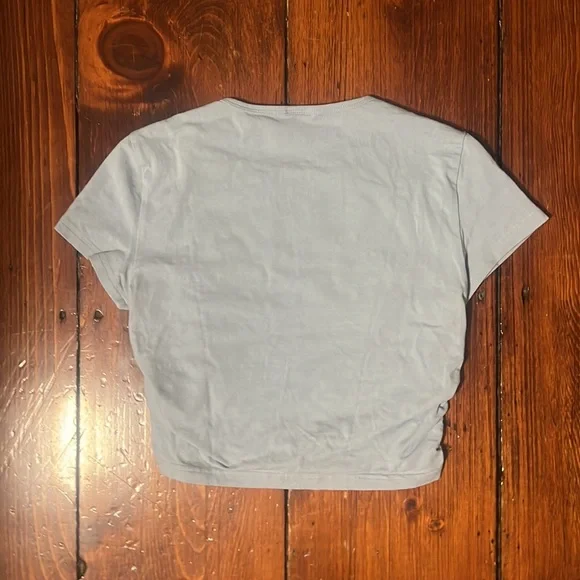 Aritzia TNA light blue t-shirt - Picture 3 of 4